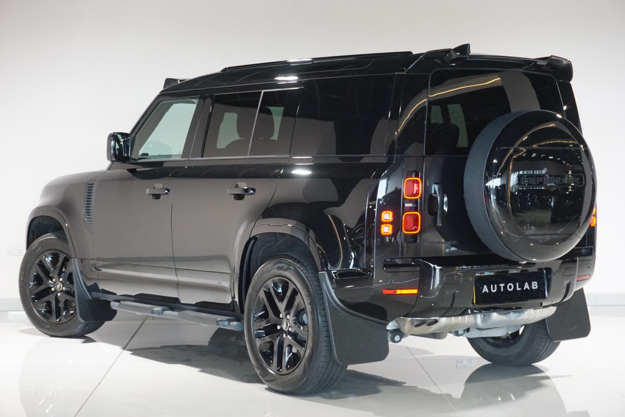 Land Rover Defender 110 3.0 D250 MHEV S Hard Top SUV 5dr Diesel Auto 4WD MWB Euro 6 (s/s) (250 ps)